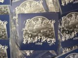 Aufkleber “Fanatiker on tour”